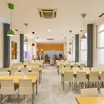 科尔多瓦艾尔博古因图州文酒店 旅馆