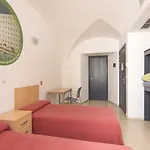 科尔多瓦艾尔博古因图州文酒店 *