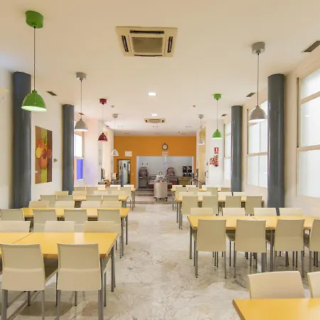 科尔多瓦艾尔博古因图州文酒店 旅馆