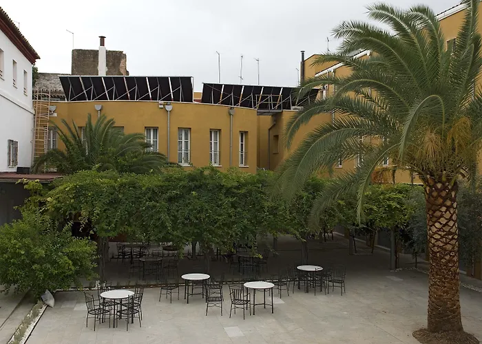 Inturjoven Хостел