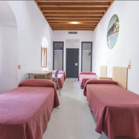 بيت شباب Inturjoven *